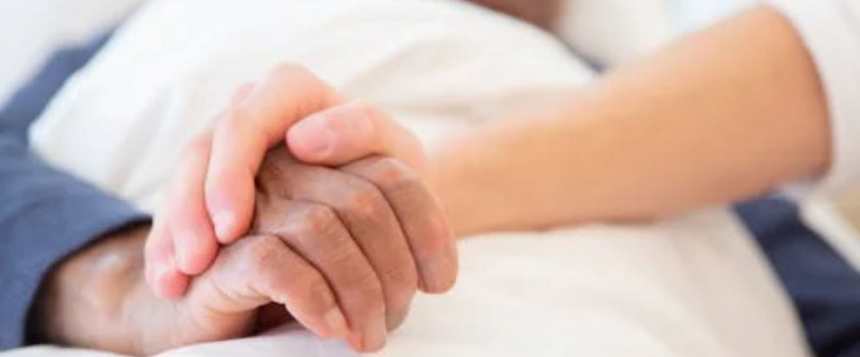 <a href=https://extension.uned.es/actividad/idactividad/44857>Morirse bien o morirse mal: La muerte desde la perspectiva de los cuidados paliativos</a>